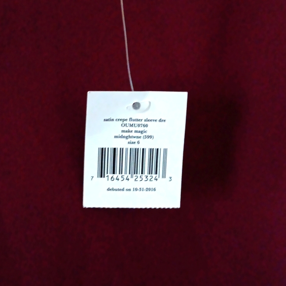 Kate Spade satin crepe flutter sleeve dress NWT Burgundy - Picture 9 of 9